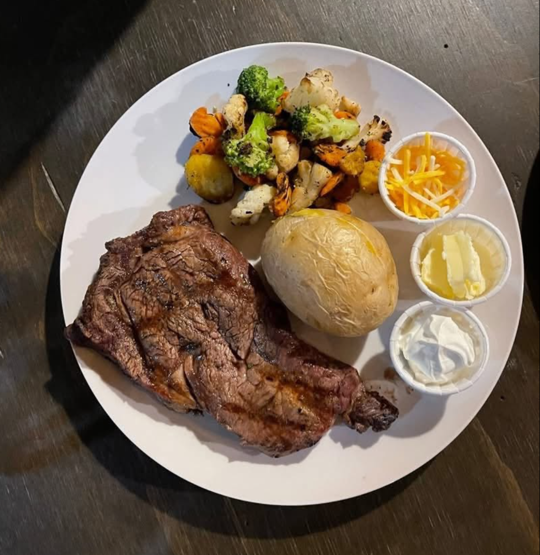 Dinner date steak plate at Diamond Springs Ranch