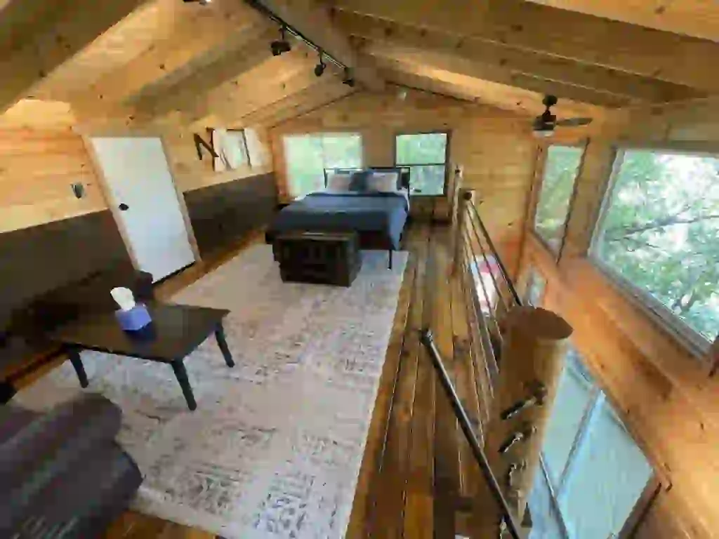 Treehouse Cabin